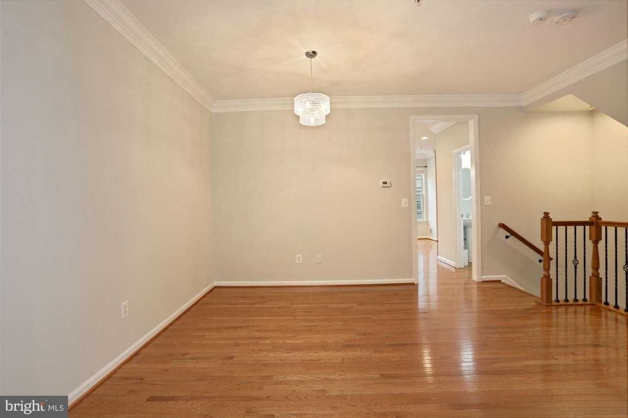 603 Overlook Park Dr - Photo 5 of 33