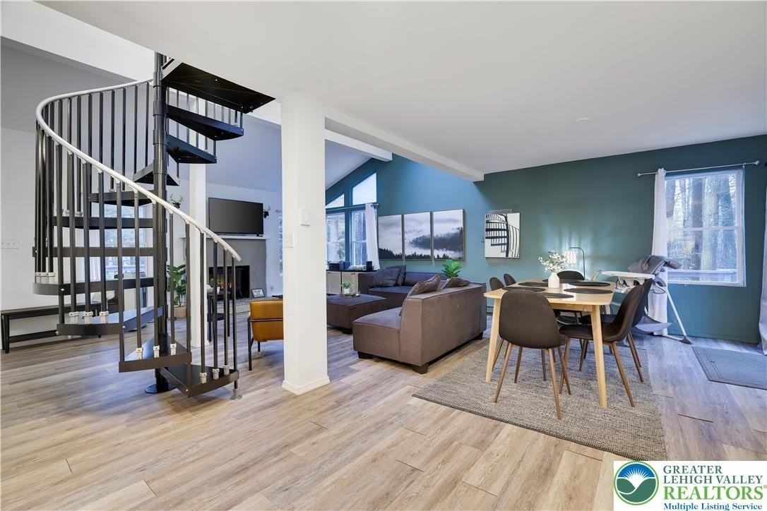 421 King Arthur Rd - Photo 7 of 29