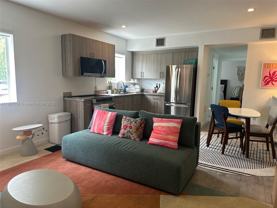 165 Nw 39th St #4 - Photo 1 of 1