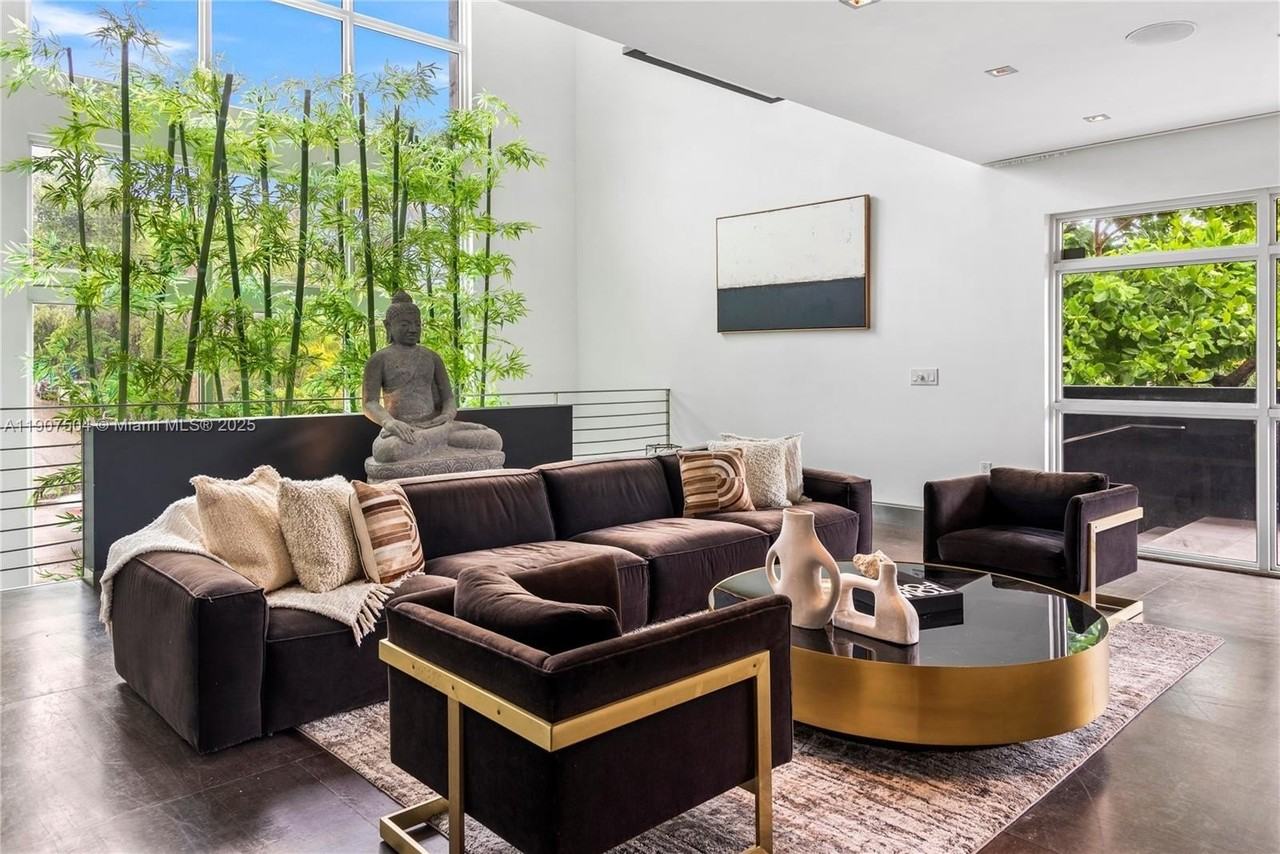 1606 S Bayshore Dr - Photo 6 of 50