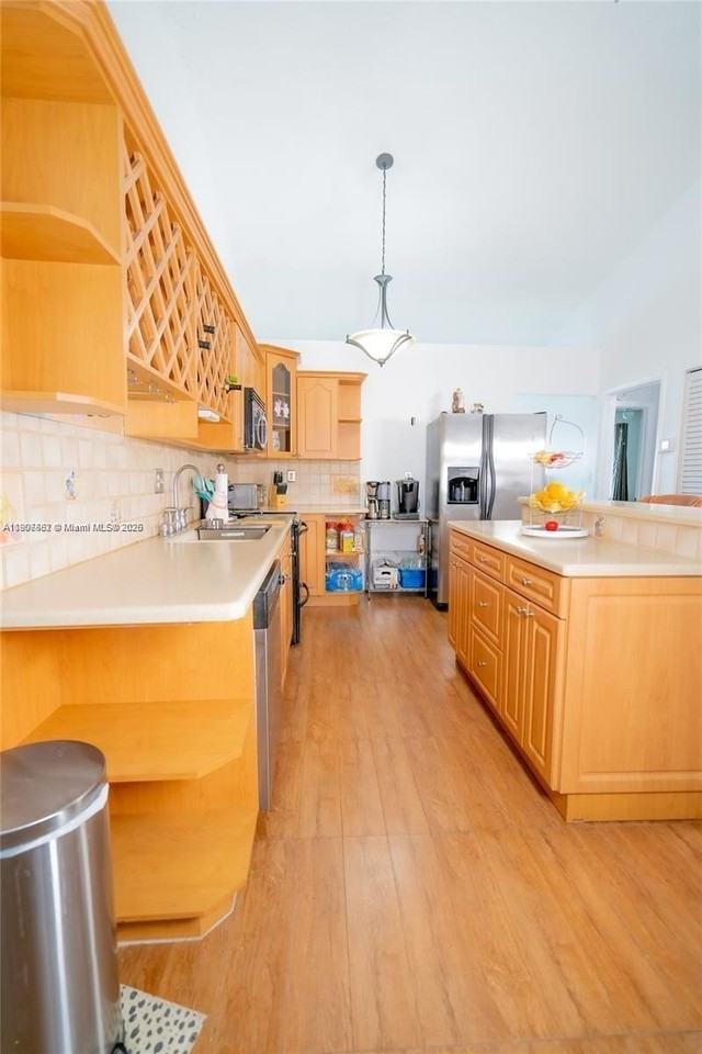 8844 Nw 113th St - Photo 6 of 12