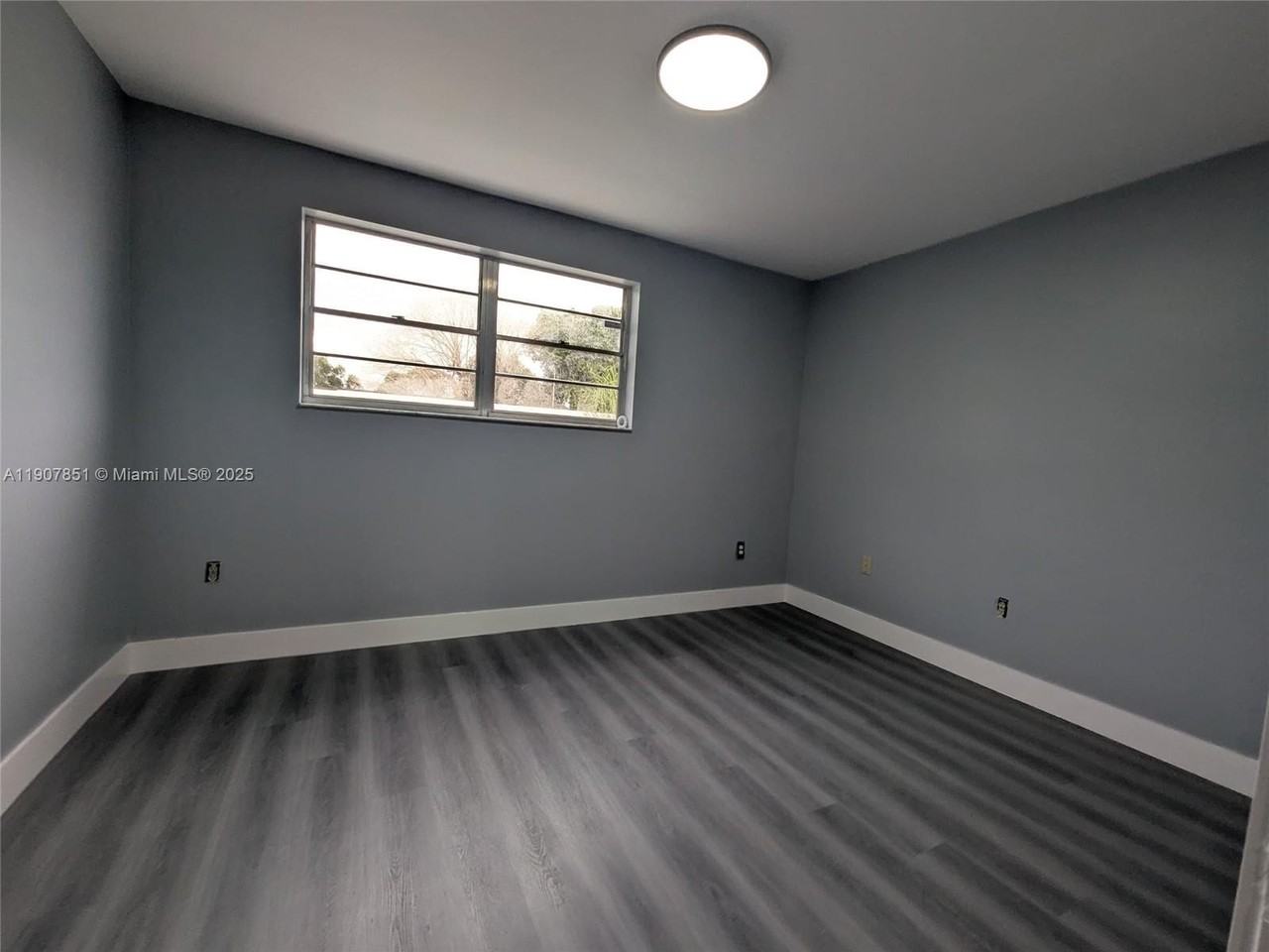 15018 Sw 80th Ter #907 - Photo 4 of 16