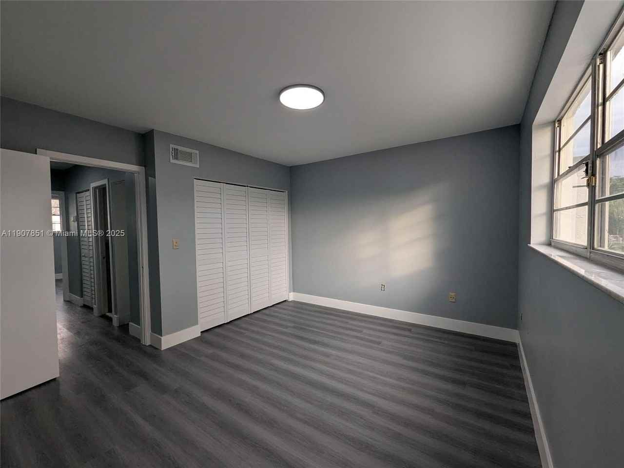 15018 Sw 80th Ter #907 - Photo 5 of 16