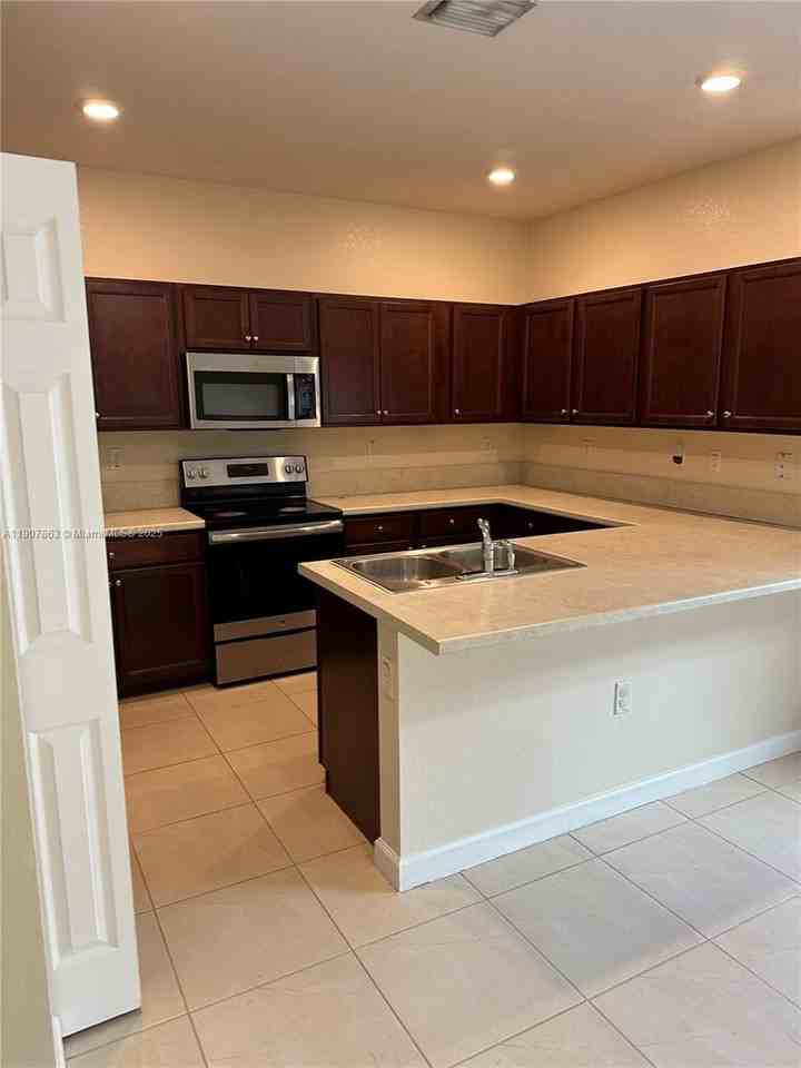 9336 W 33rd Ave #9336 - Photo 2 of 29