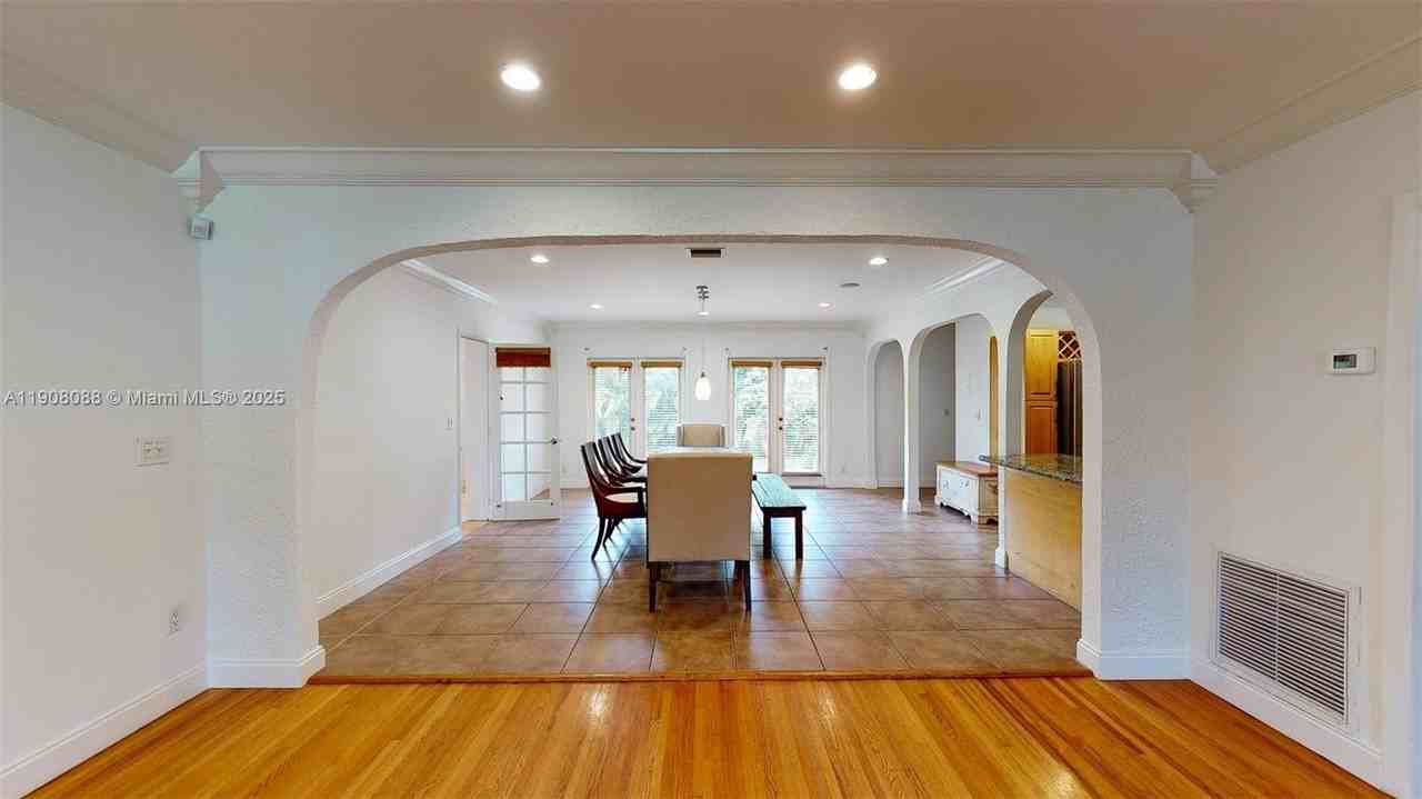 7222 Trouville Esplanade - Photo 7 of 18