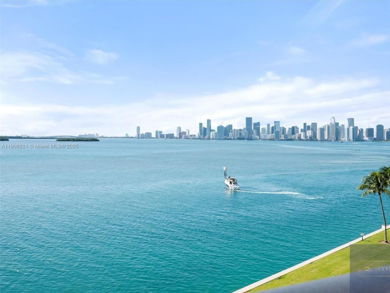 5142 Fisher Island Dr #5142 - Photo 3 of 44