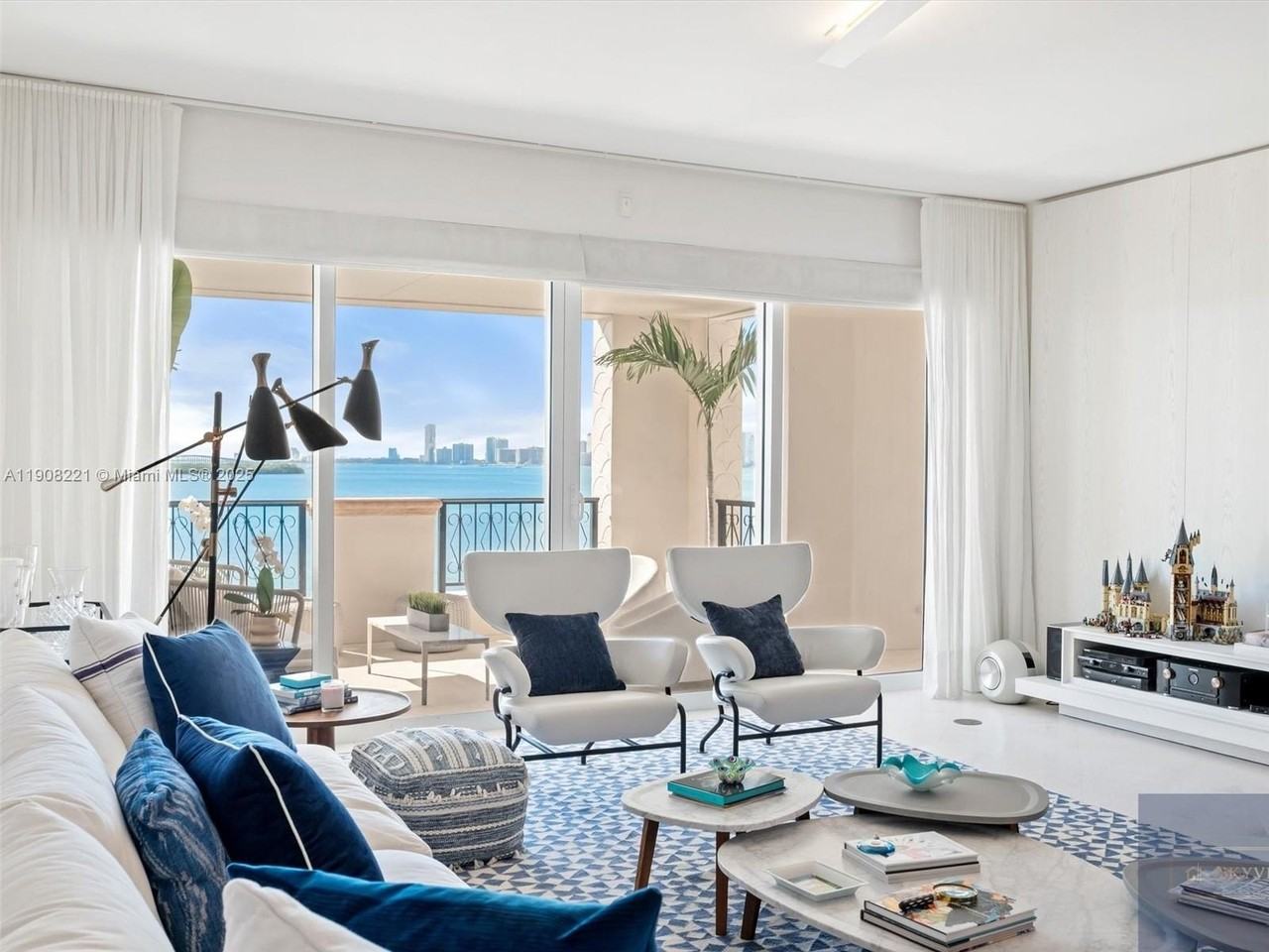 5142 Fisher Island Dr #5142 - Photo 6 of 44