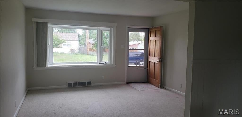 10832 Three Court Drive - Photo 2 of 10