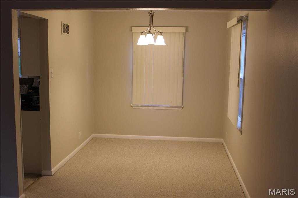 10832 Three Court Drive - Photo 4 of 10