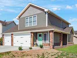 featured image of 3713 Justine Dr