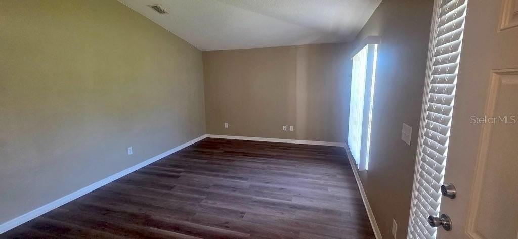 10 Whittlesey Ln - Photo 3 of 9