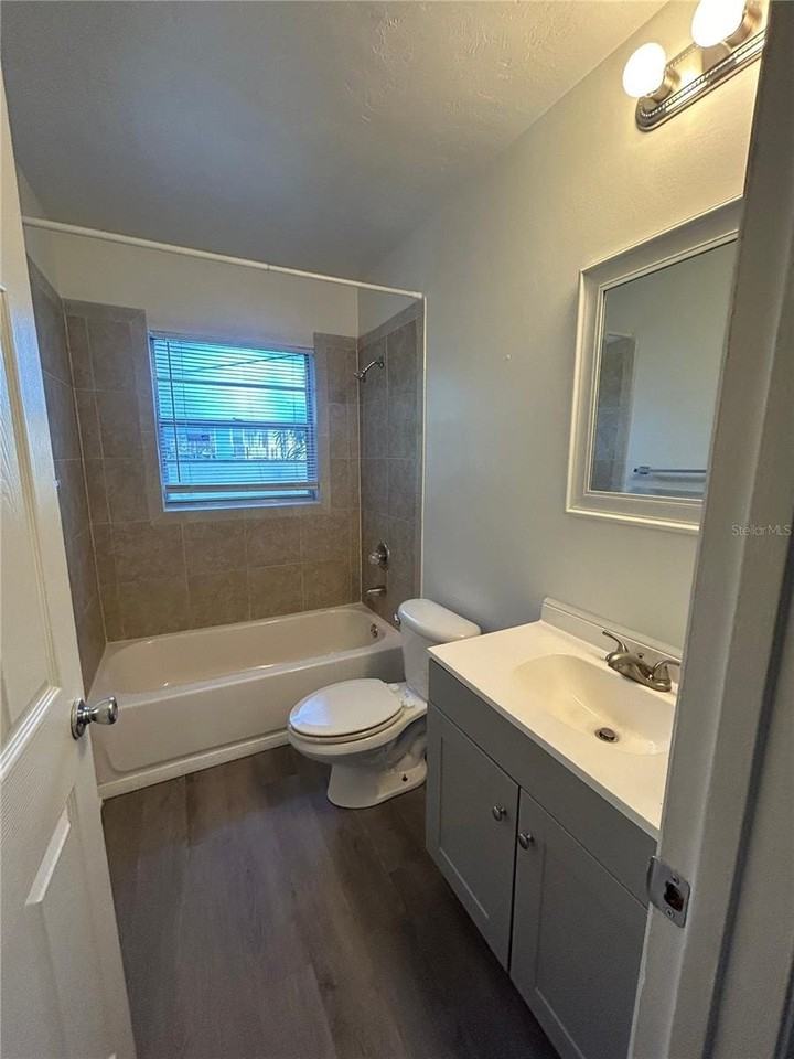 2212 Se 36th Ter #A - Photo 7 of 7