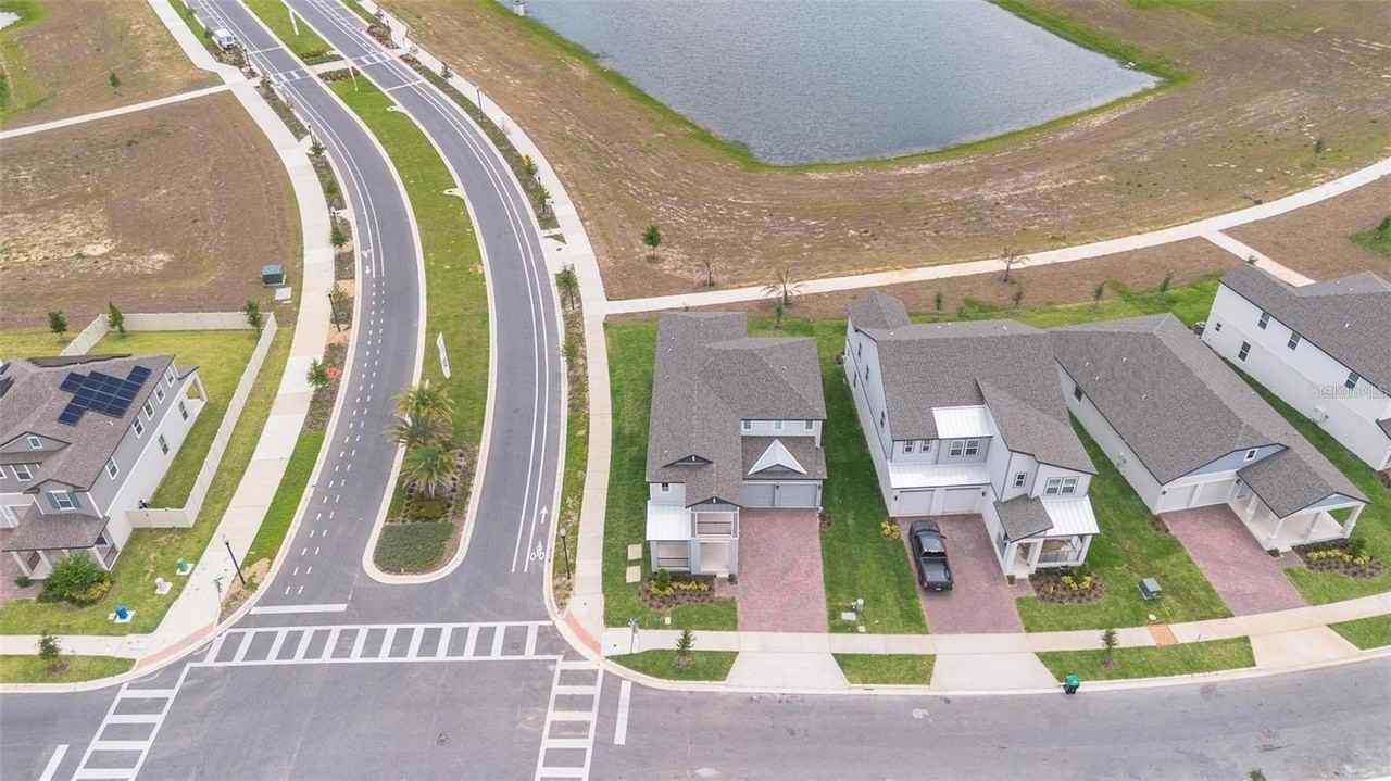 5229 Citrus Leaf Boulevard - Photo 5 of 50