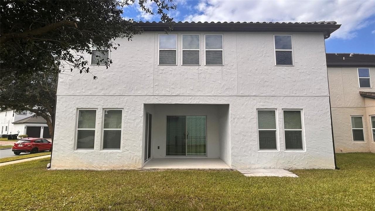 12821 Westside Village Loop - Photo 6 of 42