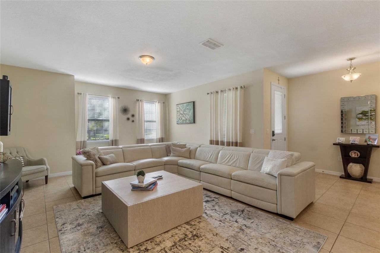 15184 Avenue Of The Arbors - Photo 3 of 15