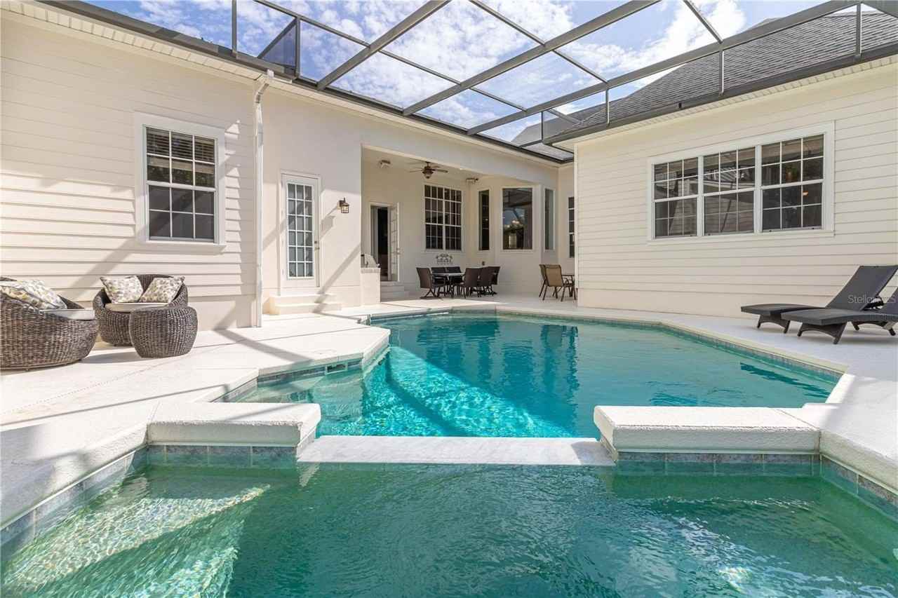 216 Eastpark Drive - Photo 7 of 50