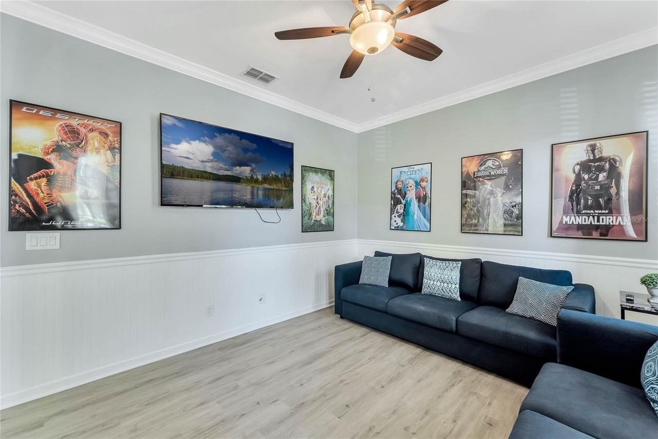 4348 Acorn Ct - Photo 5 of 33