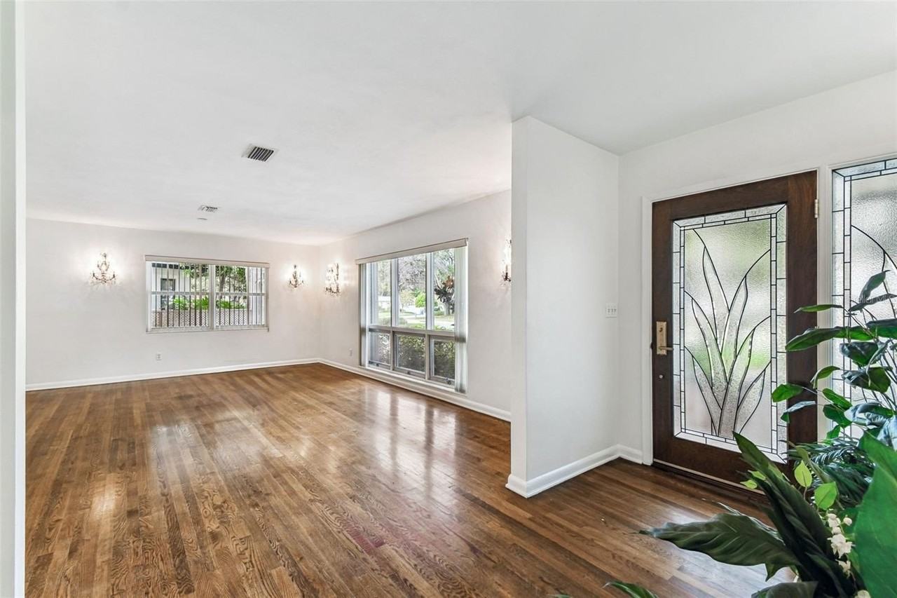 4508 Henderson Blvd - Photo 7 of 24