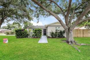 779 Lynndale St N - Photo 1 of 1