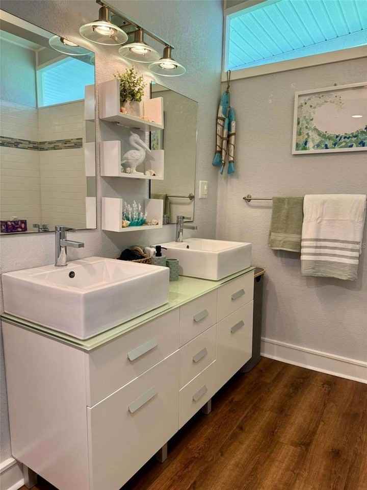 3012 Grand View Ave - Photo 3 of 43