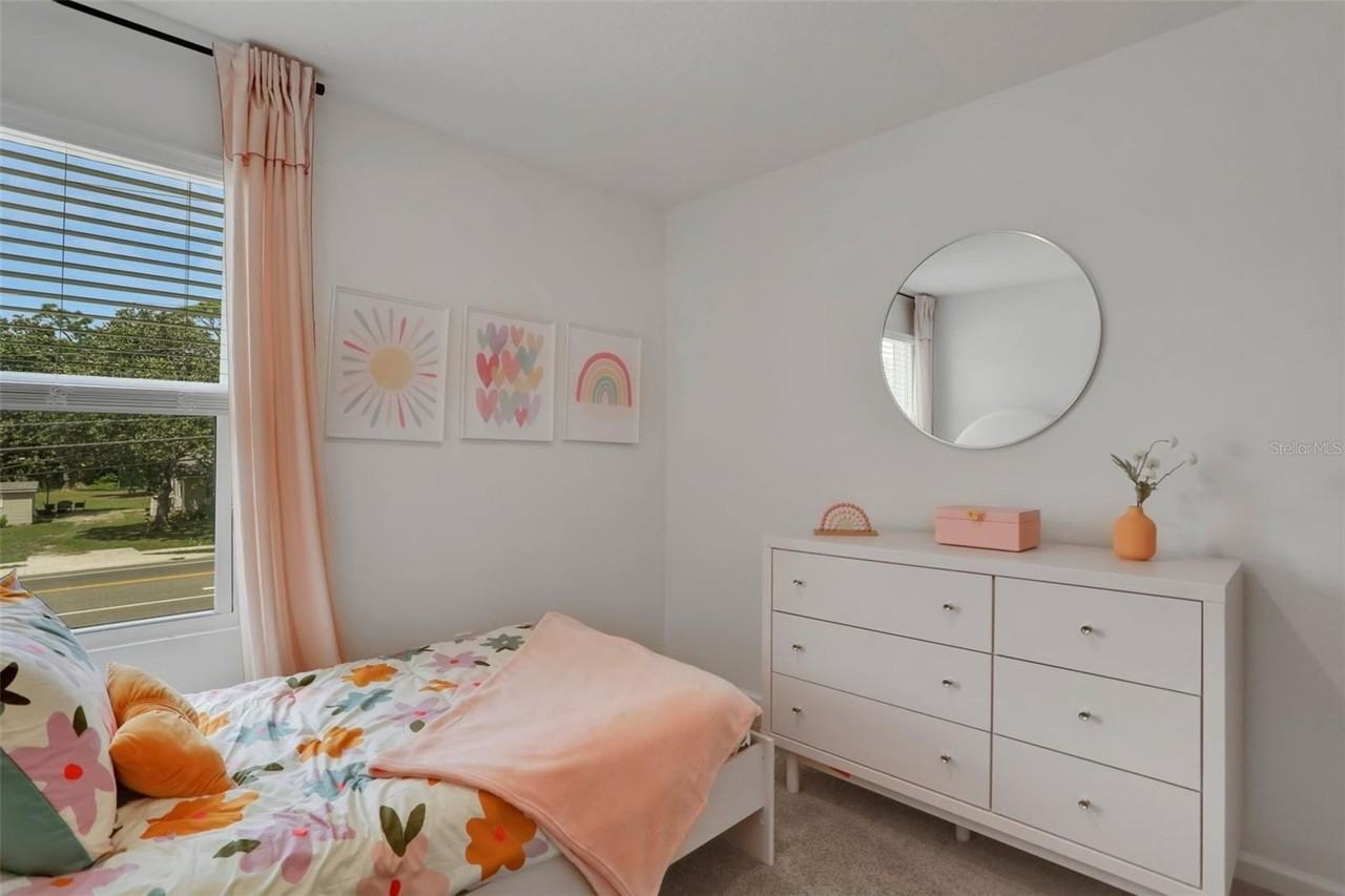 733 Sailor Grove Ln - Photo 6 of 25