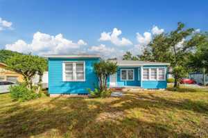 featured image of 810 2nd Ave Nw