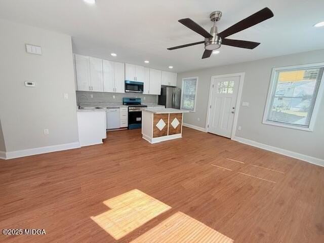 3723 Spencer Cir - Photo 2 of 18