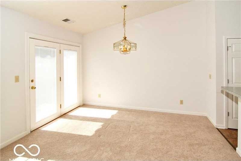 6235 Valleyview Drive - Photo 6 of 19