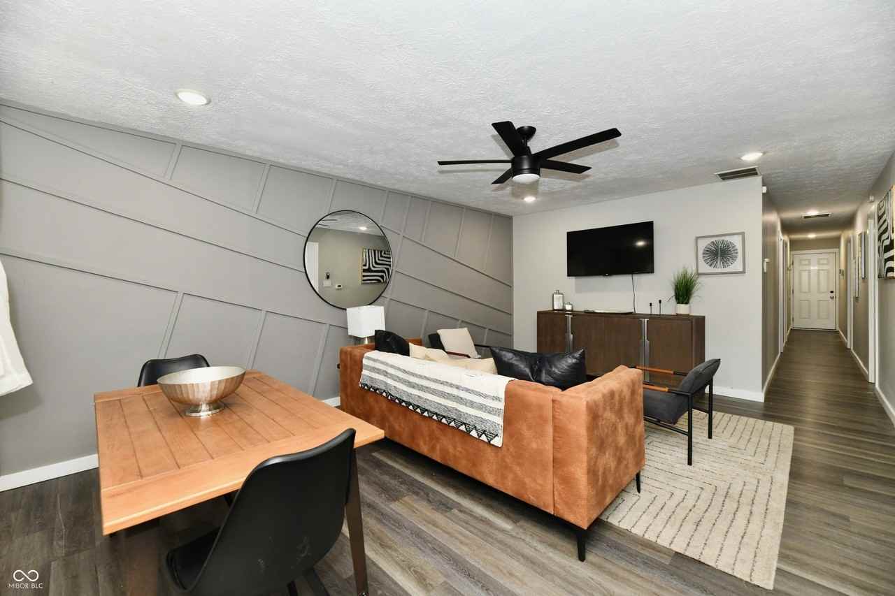 1929 Prospect St - Photo 5 of 35