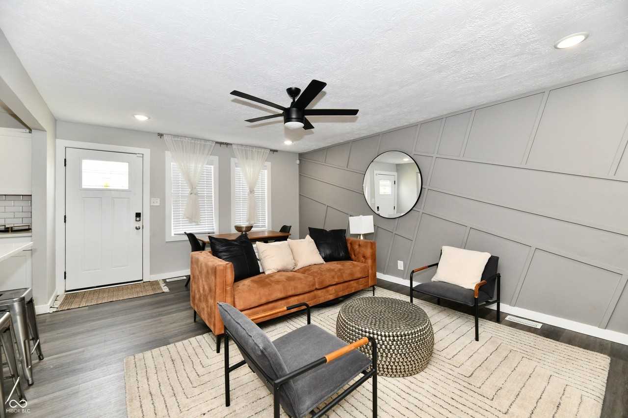 1929 Prospect St - Photo 6 of 35