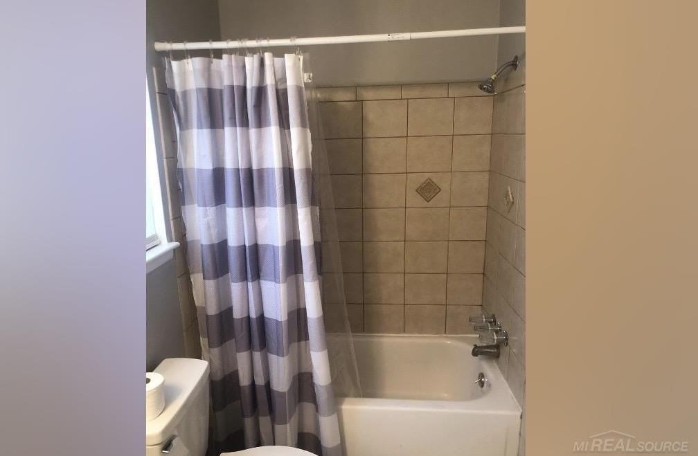 124 Mark Dr - Photo 4 of 7