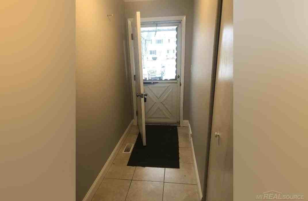 124 Mark Dr - Photo 6 of 7