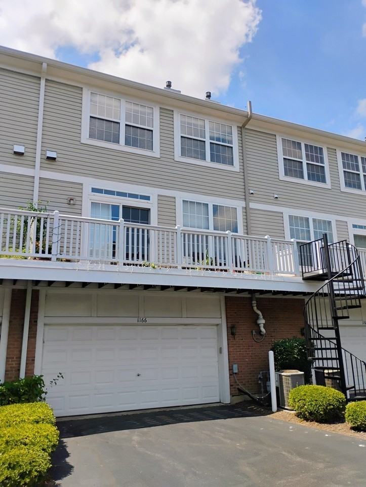 1166 Georgetown Way - Photo 3 of 36