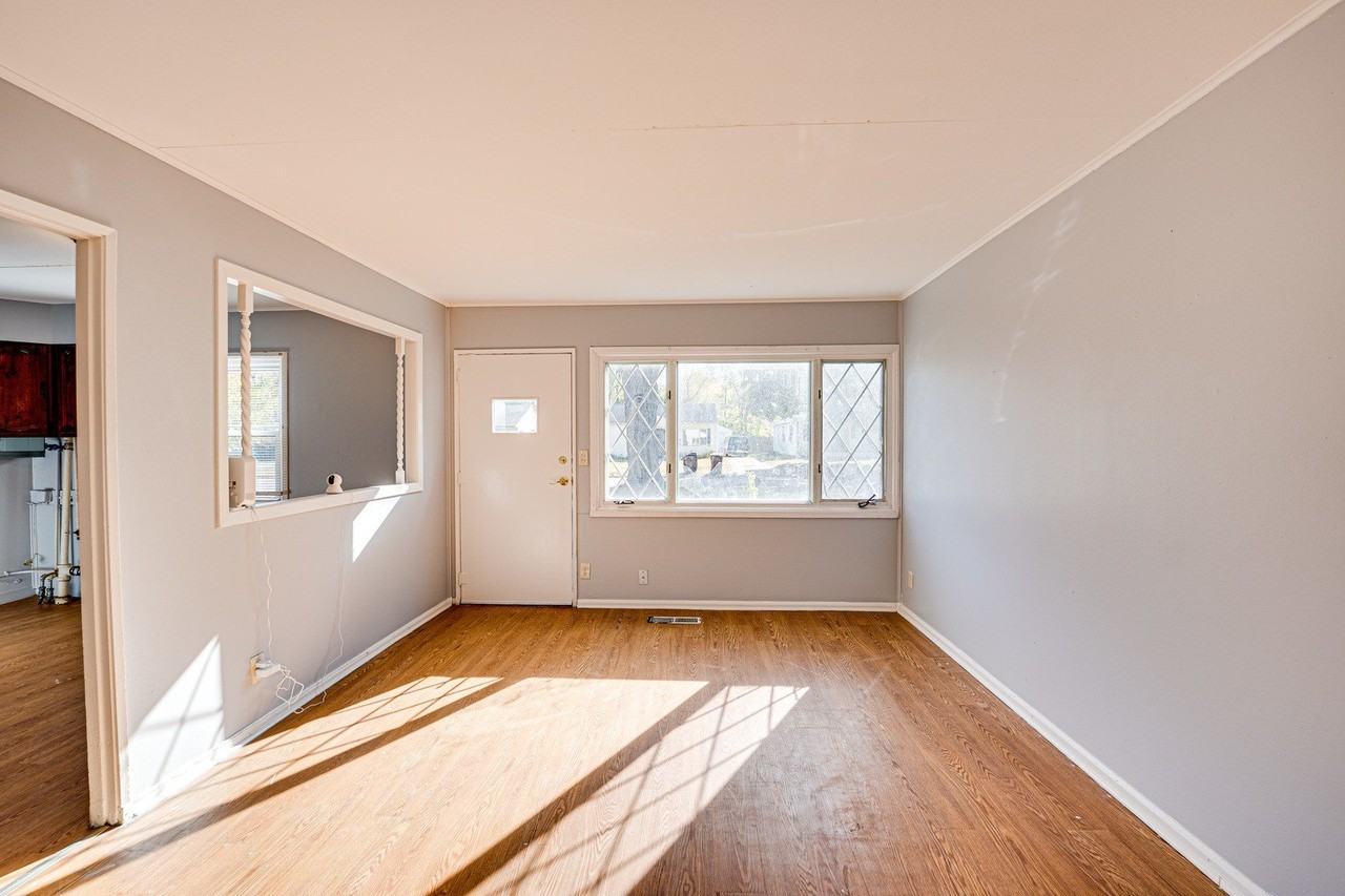 1823 Overdene Ave - Photo 6 of 16