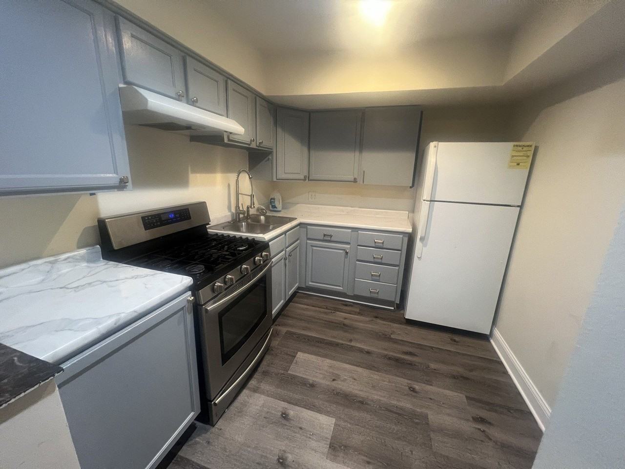 1471 Winslowe Drive #103 - Photo 3 of 9