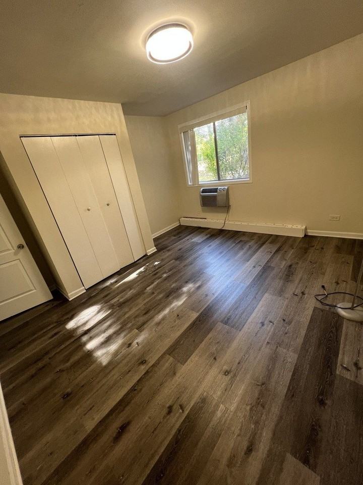 1471 Winslowe Drive #103 - Photo 7 of 9