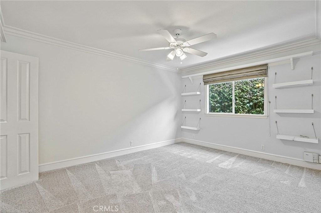 117 Paseo De Granada - Photo 7 of 20