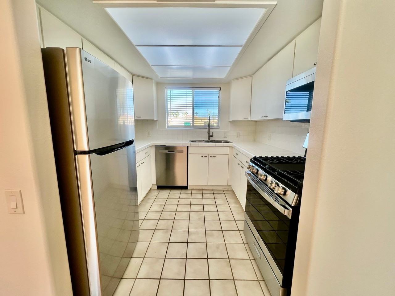 73625 Catalina Way #04 - Photo 5 of 29