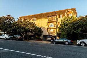 featured image of 811 6th St #305