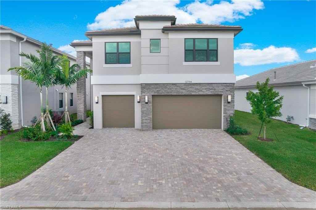 12794 Woodbury Dr - Photo 3 of 50