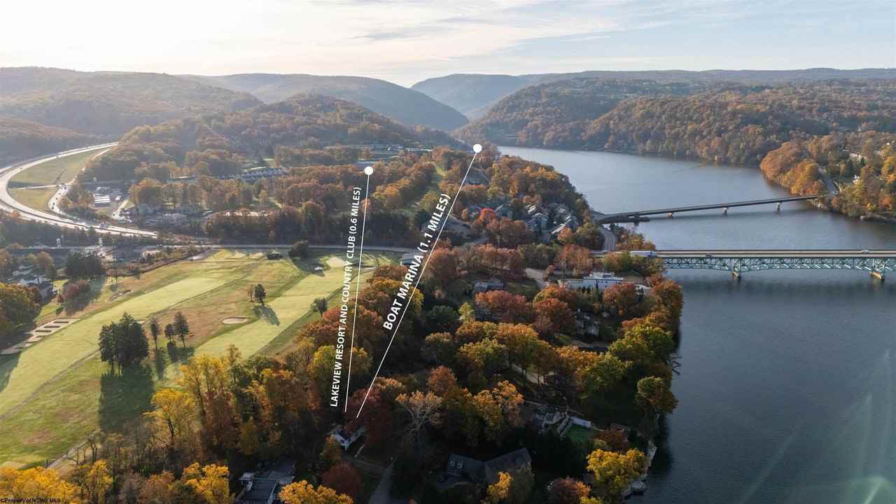 272 Lakeview Dr - Photo 4 of 41