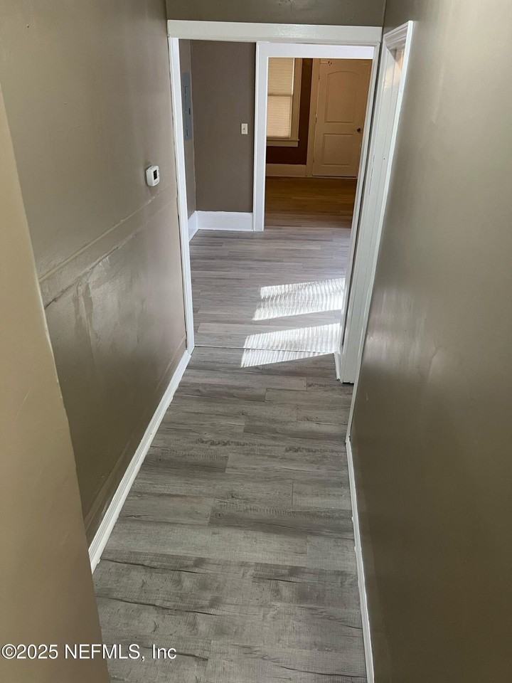 2815 Fleming St - Photo 3 of 42