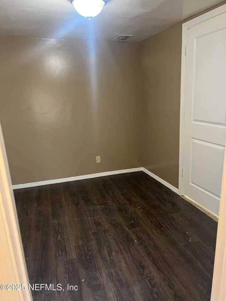 2815 Fleming St - Photo 6 of 42