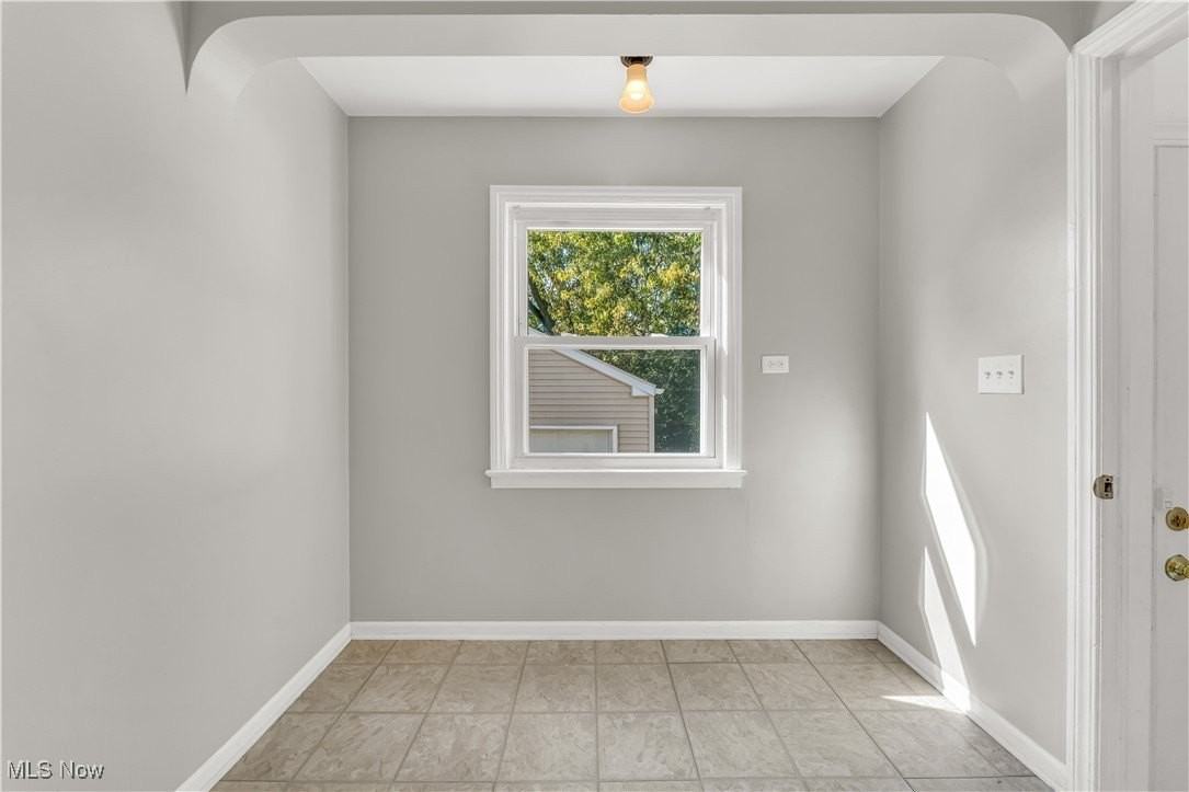 542 Darlington Dr - Photo 6 of 23