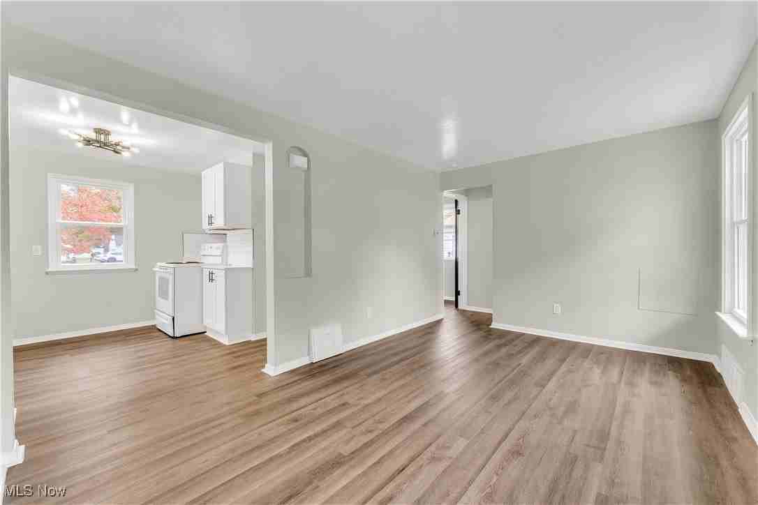 441 East 250th Street - Photo 5 of 24