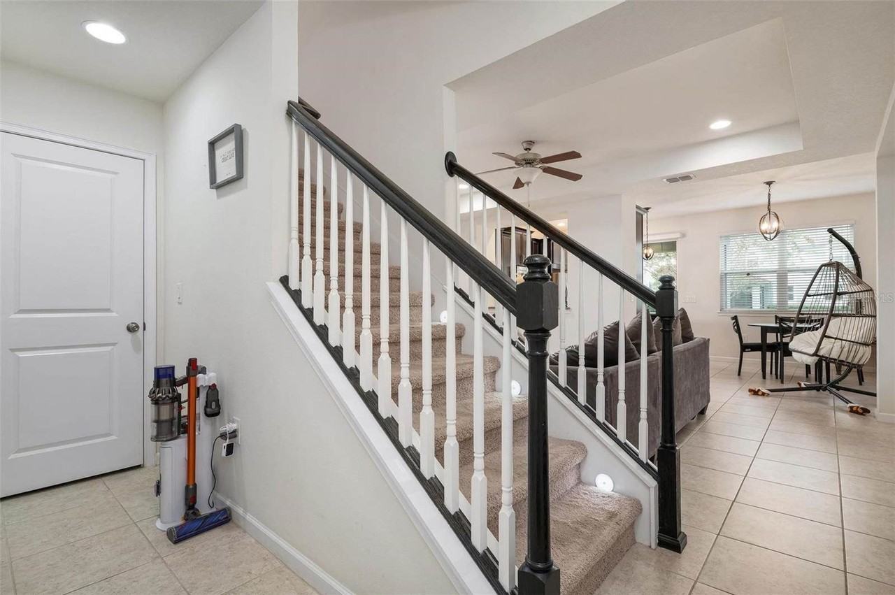 12170 Trailhead Dr - Photo 2 of 28