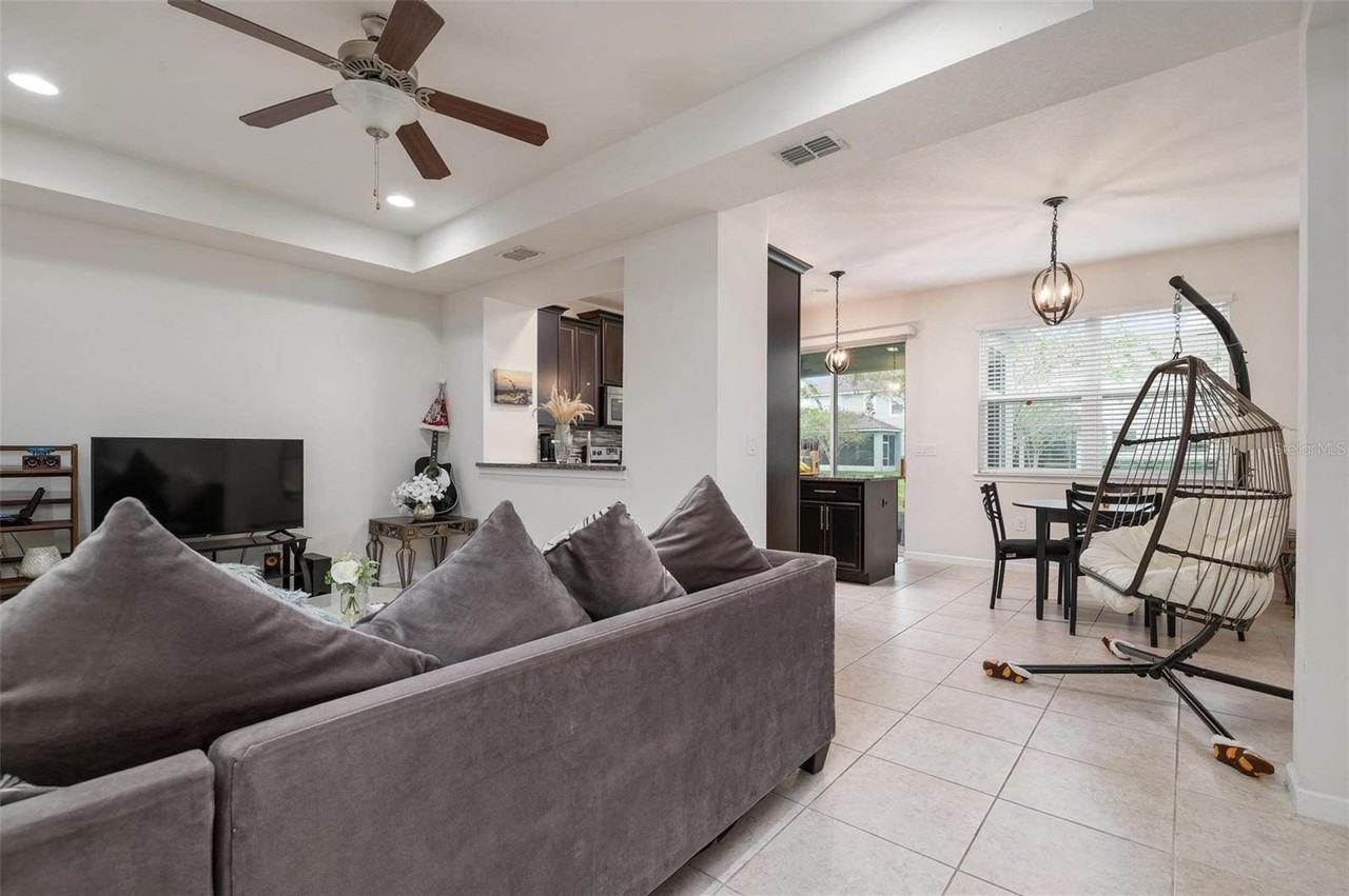 12170 Trailhead Dr - Photo 3 of 28