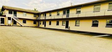 featured image of 2700 Palmadelia Ave