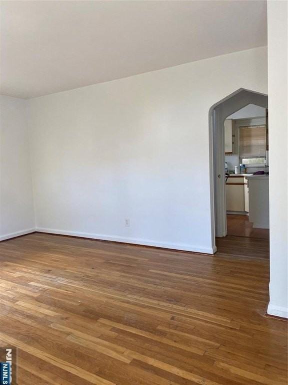 139 Phelps Ave - Photo 5 of 13