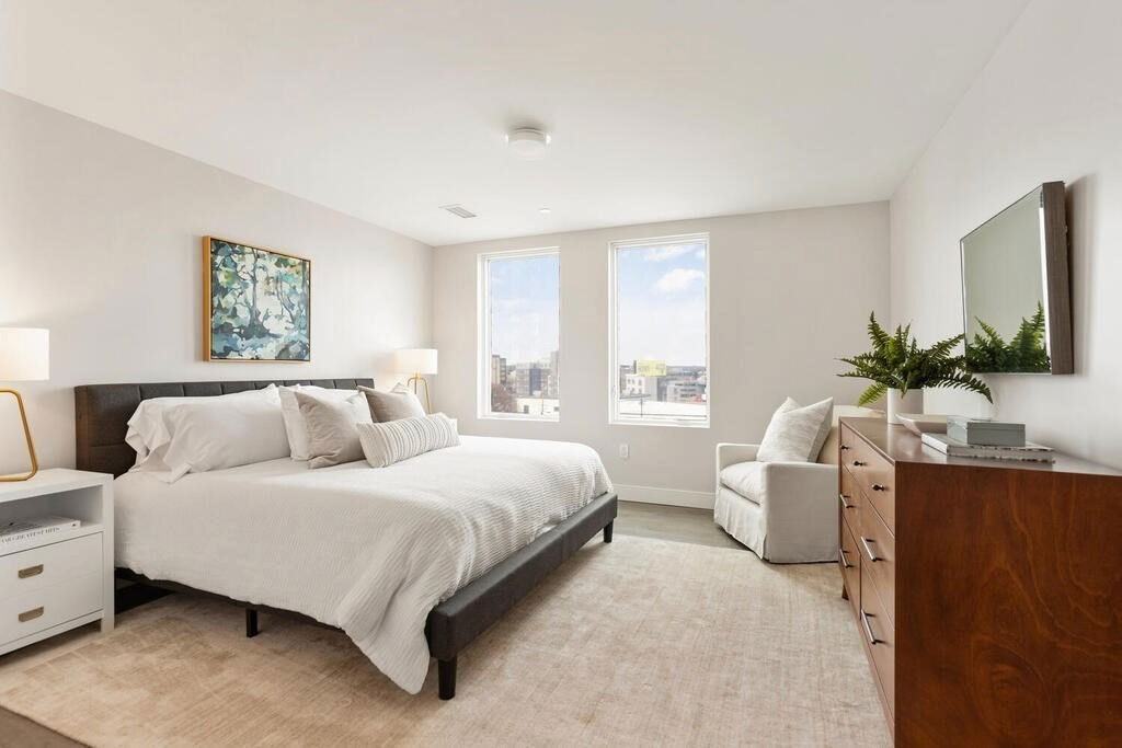 398 Cambridge St #202 - Photo 6 of 8